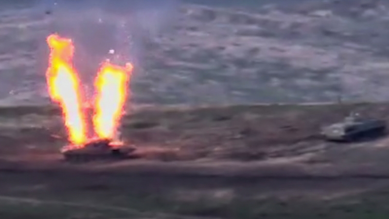 Азербайджан заявил об уничтожении четырех танков ВС Армении