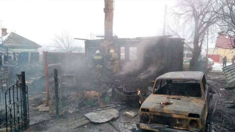 Четыре человека погибли при пожаре в Новосибирской области