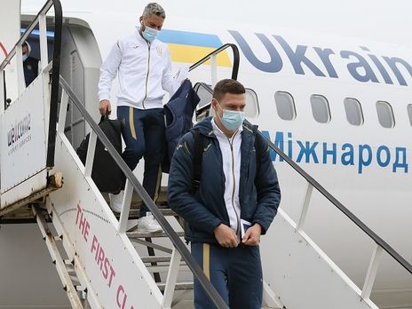 Делегация сборной Украины по прилету в Борисполь сдала тесты на COVID-19. Все результаты – отрицательные