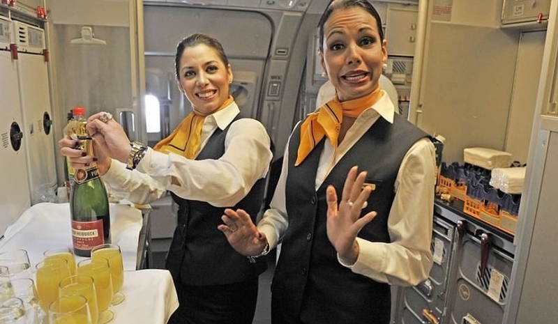 Lufthansa отменит бесплатное питание на борту самолетов