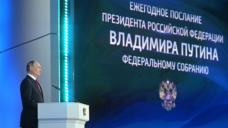 Песков назвал возможные сроки послания Путина Федеральному собранию