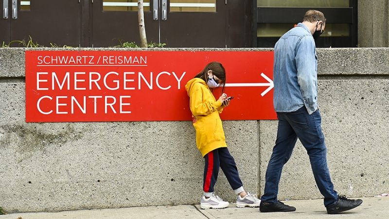 В Торонто введут 28-дневный локдаун из-за вспышки коронавируса