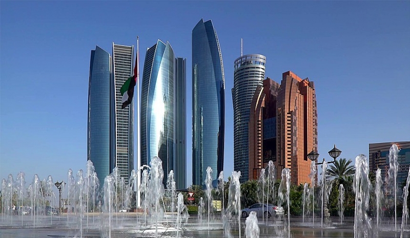 Возобновление рейсов из Абу-Даби в Москву перенесено на 17 декабря