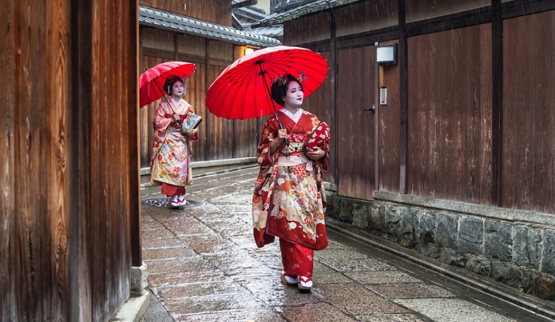 Иностранные туристы имеют возможность посетить Японию весной 2021 года