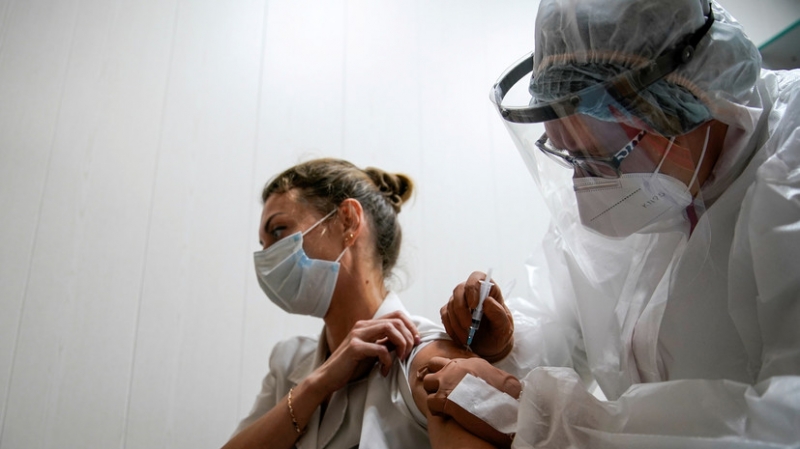 В России 50% населения прошли вакцинацию от гриппа