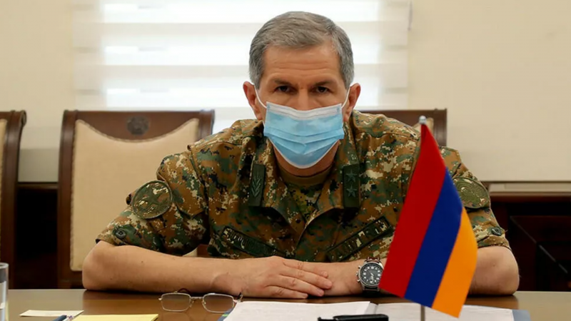 Глава Генштаба Армении Оник Гаспарян освобожден от должности
