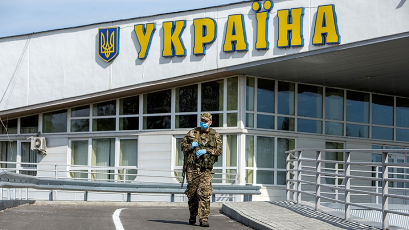 Украинский военнослужащий покончил с собой на боевом посту