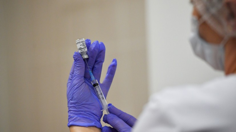 В Волгоградской области прокомментировали ход вакцинации от COVID-19