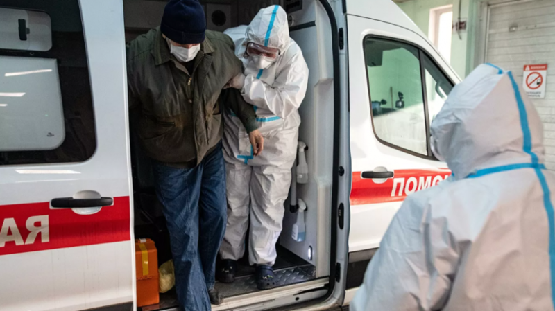 В России за сутки выявили 8329 случаев коронавируса