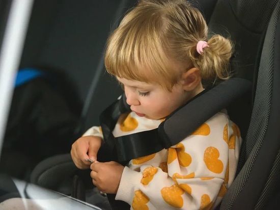 С детьми на такси удобней: Яндекс Go обновил тариф «Детский»