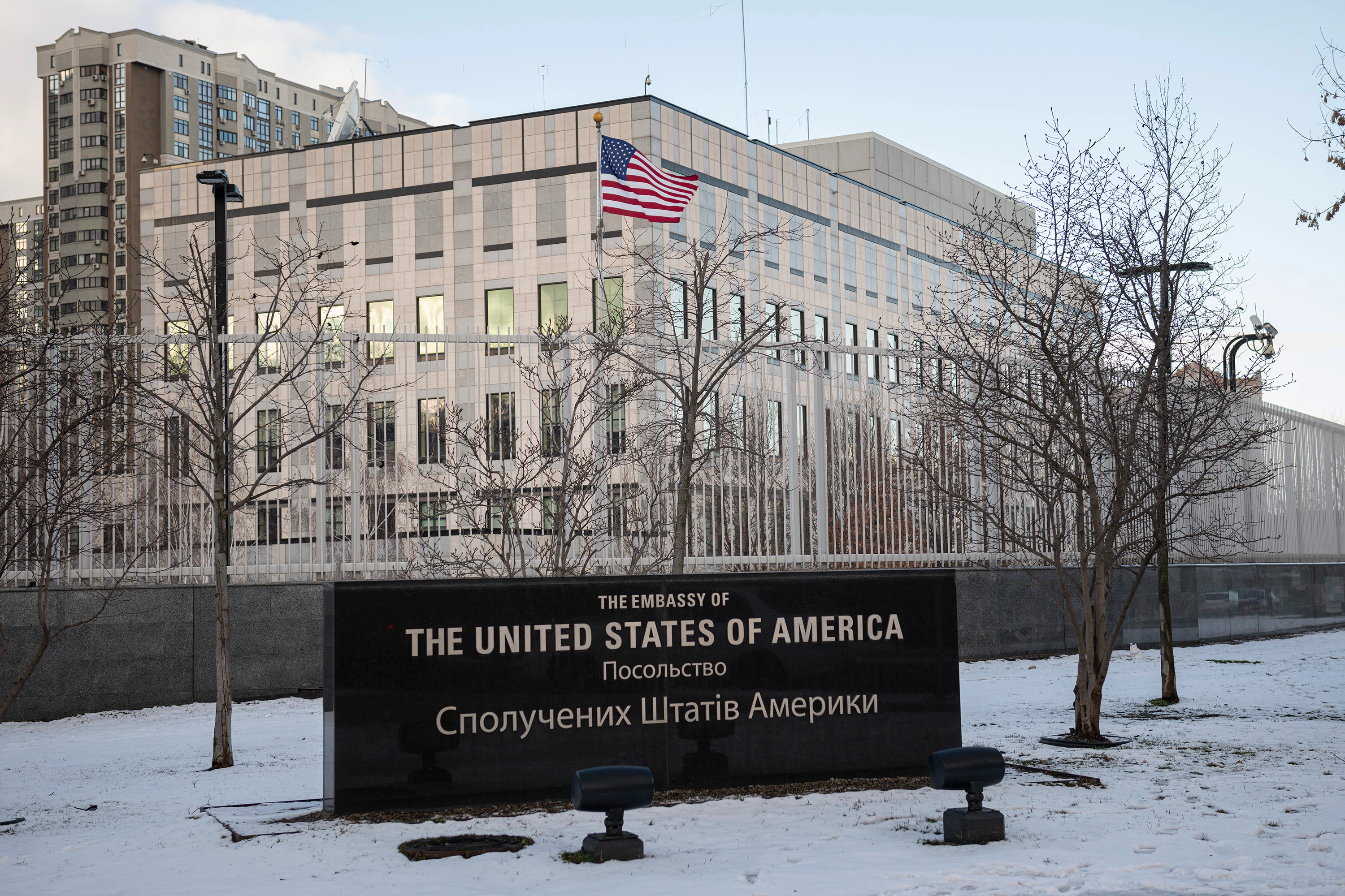 WSJ: Компьютерное оборудование посольства США в Киеве будет уничтожено