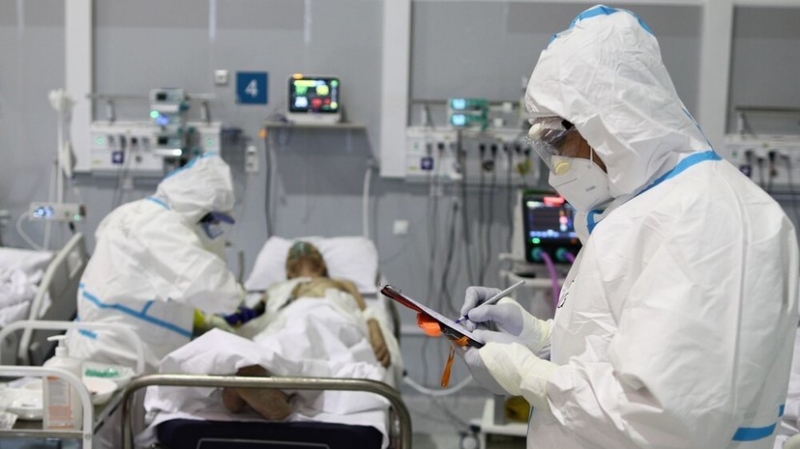 В России за сутки госпитализировано 2712 человек человек с коронавирусом