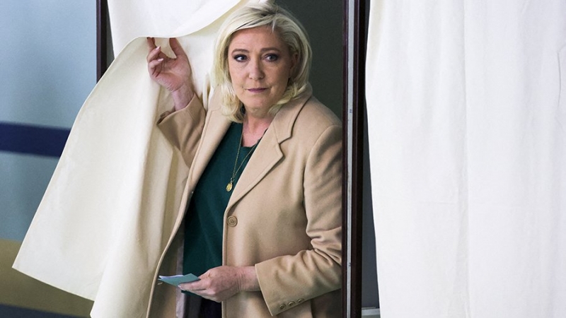 Политолог назвал Ле Пен наилучшим кандидатом в президенты Франции