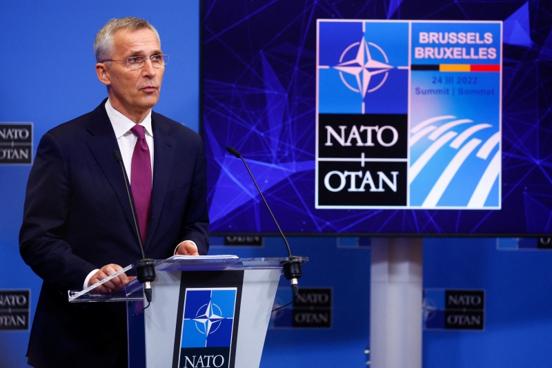 Военная помощь Украине – в центре внимания министров стран НАТО