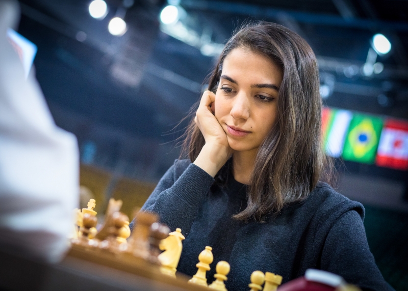Иранская шахматистка пришла на соревнования без хиджаба