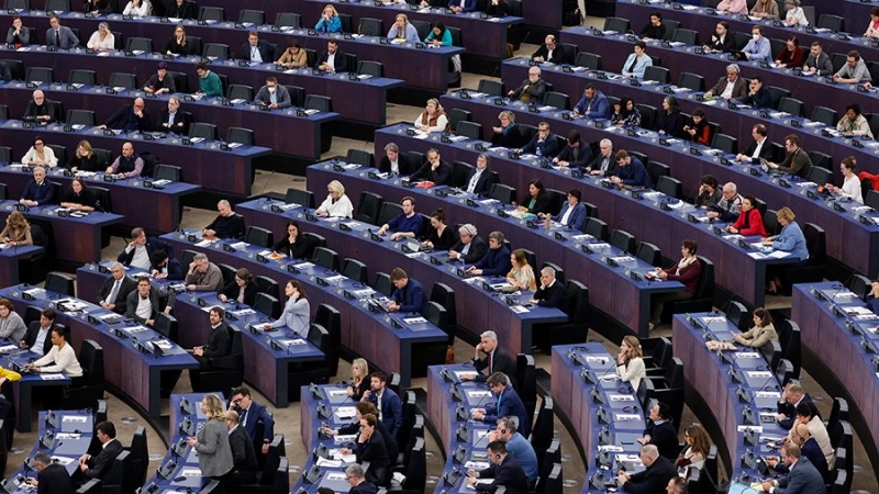 Депутат Европарламента призвал к протестам против прокси-войны США и НАТО