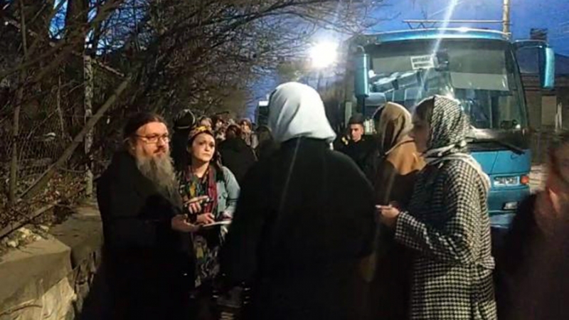 На Украине паломникам из УПЦ запретили въезд в Почаевскую лавру