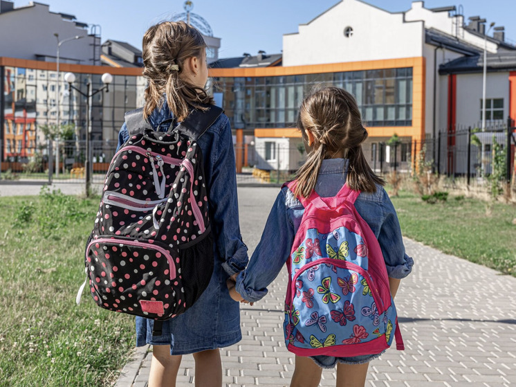 Накануне нового учебного года на Украине подсчитали школьные поборы