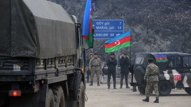 В Кремле заявили о помощи Еревану и Баку заключить мирный договор