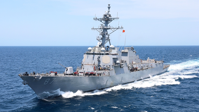 США сообщили об атаке на свой эсминец в Аравийском море