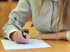 «Русская девочка уехала обратно в Казахстан»: провал экзамена по родному языку разрушил семью переселенцев